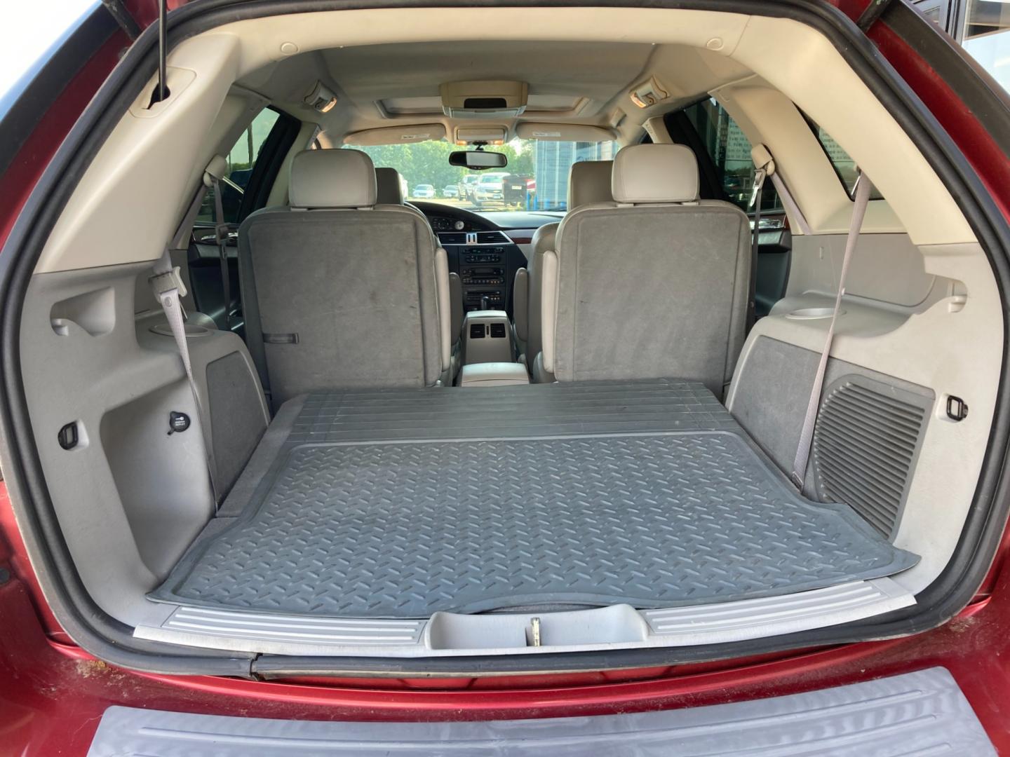 2007 Inferno Red Chrysler Pacifica Touring FWD (2A8GF68X27R) with an 4.0L V6 SOHC 24V engine, 6-Speed Automatic Overdrive transmission, located at 1800 South Ihm Blvd, Freeport, IL, 61032, (815) 232-5543, 42.278645, -89.607994 - Pacifica Touring 4D SUV AWD - Photo#10