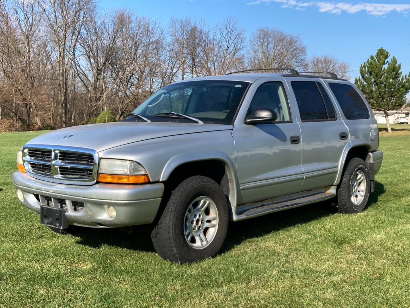 2003 Driftwood Met Dodge Durango SLT Plus 4WD (1D4HS58N73F) with an 4.7L V8 SOHC 16V engine, located at 1800 South Ihm Blvd, Freeport, IL, 61032, (815) 232-5543, 42.278645, -89.607994 - Photo#0