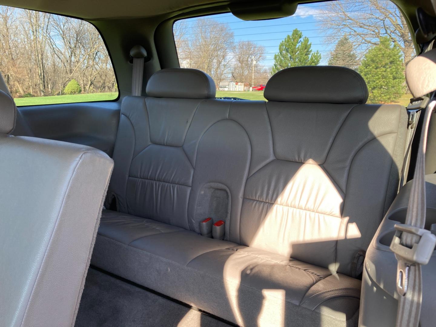 2003 Driftwood Met Dodge Durango SLT Plus 4WD (1D4HS58N73F) with an 4.7L V8 SOHC 16V engine, located at 1800 South Ihm Blvd, Freeport, IL, 61032, (815) 232-5543, 42.278645, -89.607994 - Photo#7