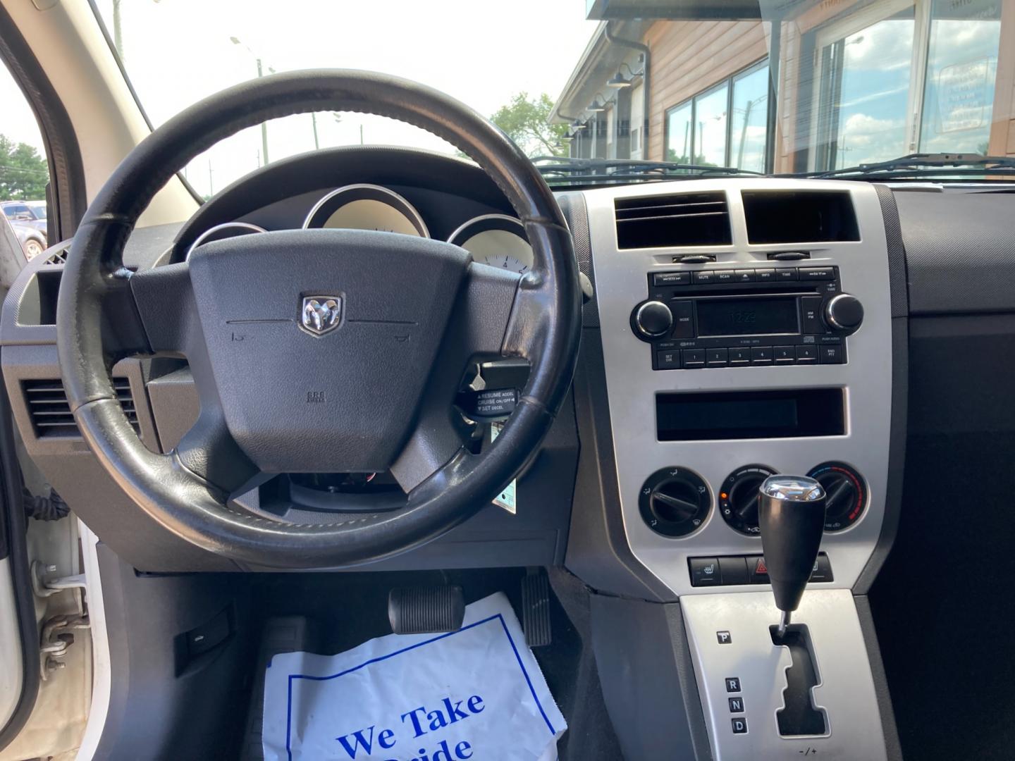 2008 Arctic White Dodge Caliber R/T AWD (1B3HE78K68D) with an 2.4L L4 DOHC 16V engine, CVT transmission, located at 1800 South Ihm Blvd, Freeport, IL, 61032, (815) 232-5543, 42.278645, -89.607994 - Caliber R/T 4D Hatchback AWD - Photo#6