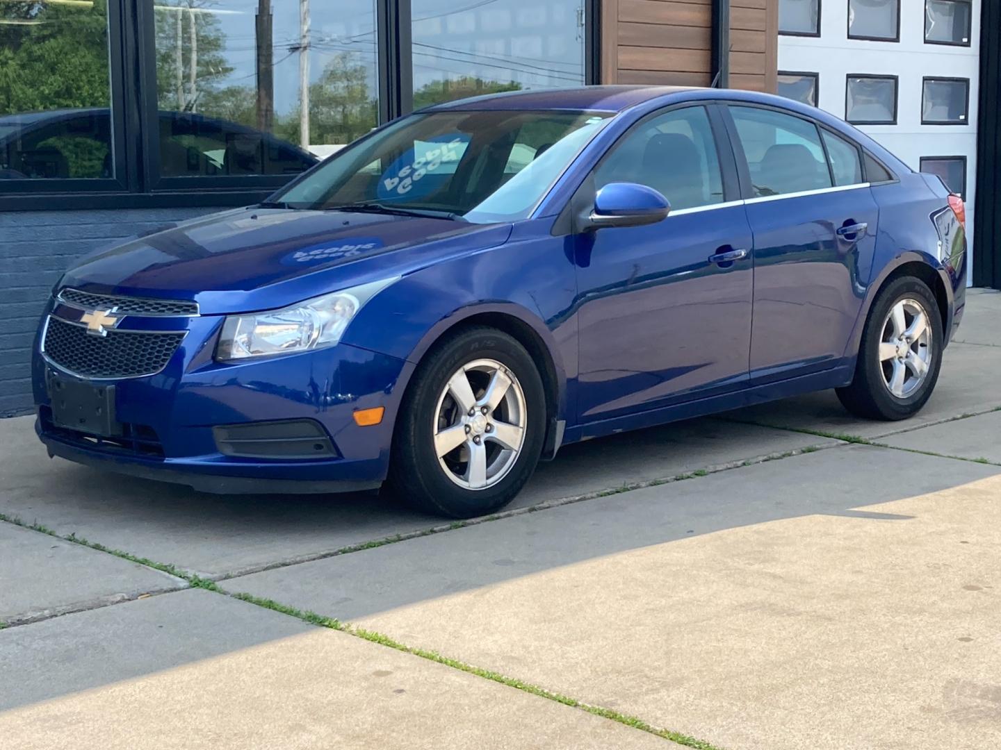 2012 Deep Water Blue Chevrolet Cruze 1LT (1G1PF5SC0C7) with an 1.4L L4 DOHC 16V TURBO engine, 6-Speed Automatic transmission, located at 1800 South Ihm Blvd, Freeport, IL, 61032, (815) 232-5543, 42.278645, -89.607994 - Cruze LT 4D Sedan - Photo#3