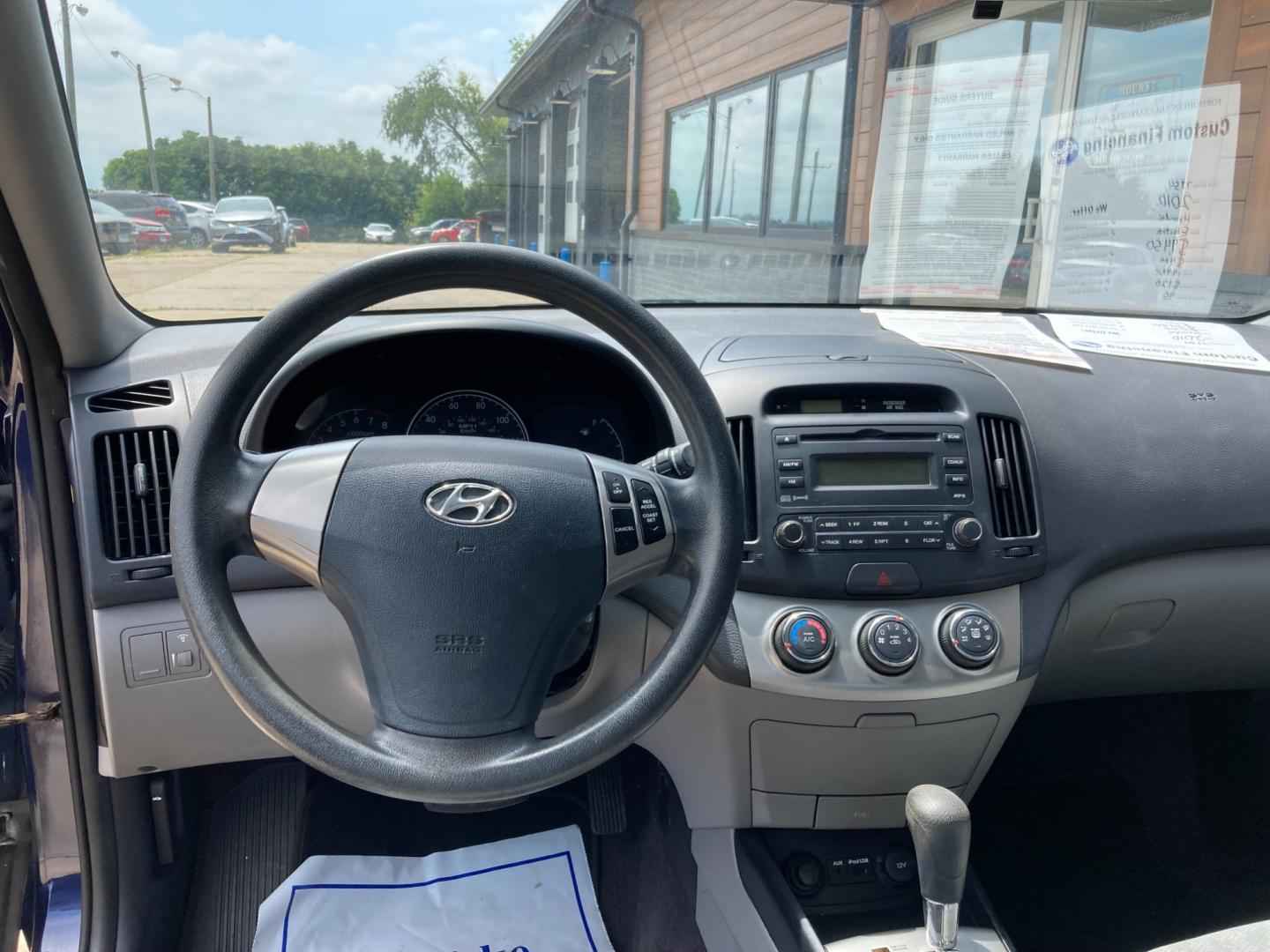 2010 Blue Hyundai Elantra GLS (KMHDU4AD8AU) with an 2.0L L4 DOHC 16V engine, located at 1800 South Ihm Blvd, Freeport, IL, 61032, (815) 232-5543, 42.278645, -89.607994 - Photo#5