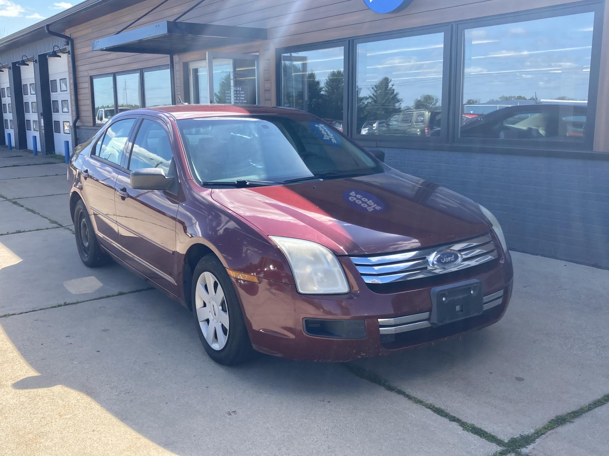 photo of 2007 Ford Fusion SEDAN 4-DR