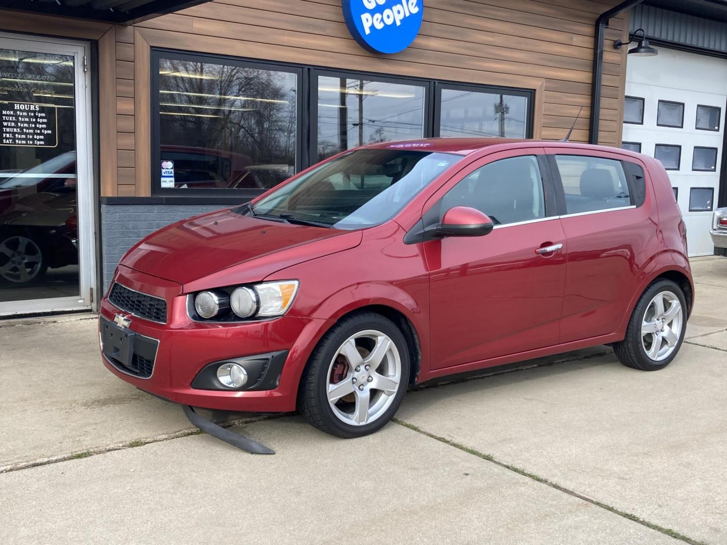 2012 Firethorn Red Met Chevrolet Sonic LTZ 5-Door (1G1JE6SH3C4) with an 1.8L L4 DOHC 24V FFV engine, 6-Speed Automatic transmission, located at 1800 South Ihm Blvd, Freeport, IL, 61032, (815) 232-5543, 42.278645, -89.607994 - Photo#3