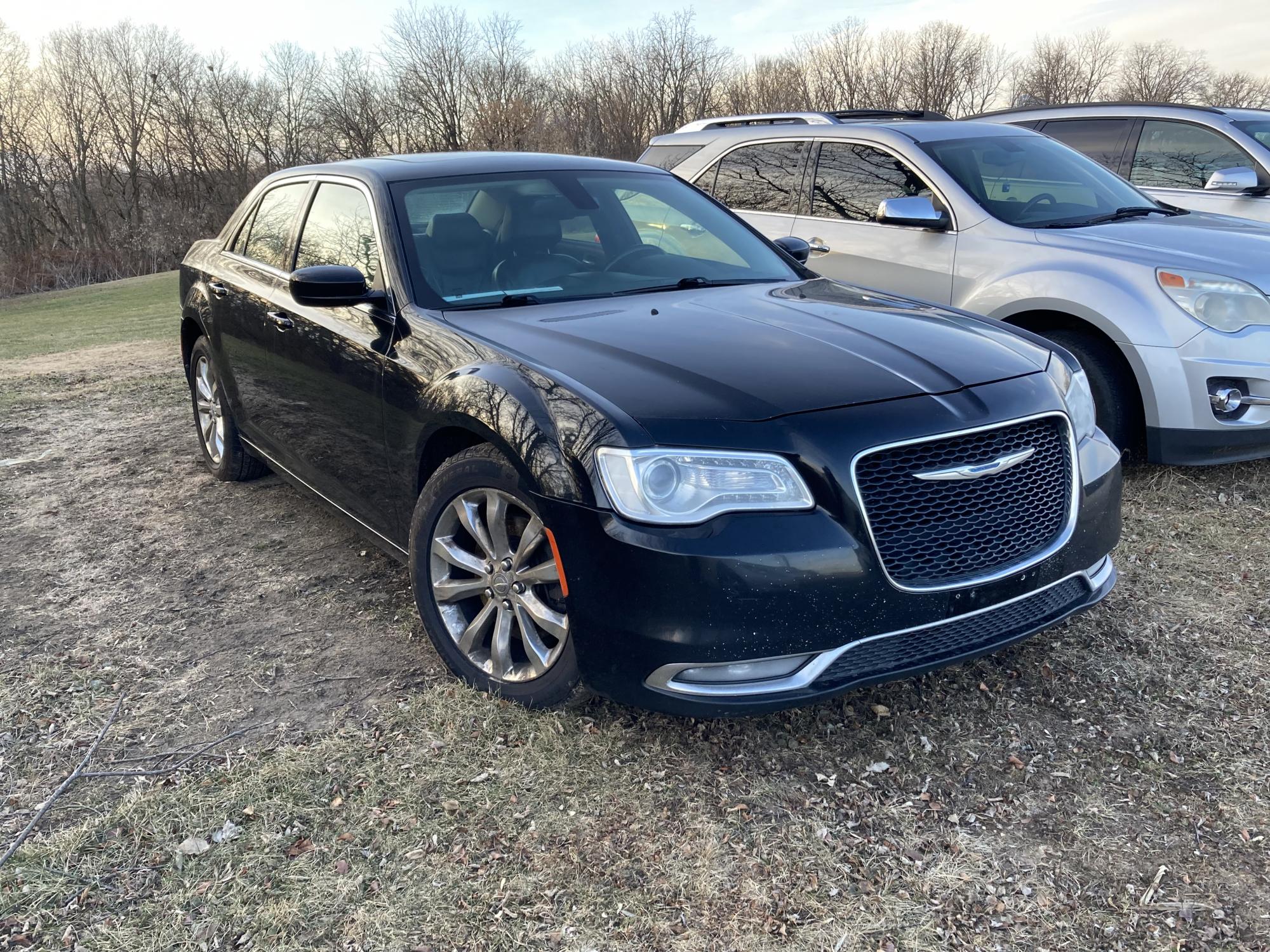 2016 Chrysler 300 Limited AWD