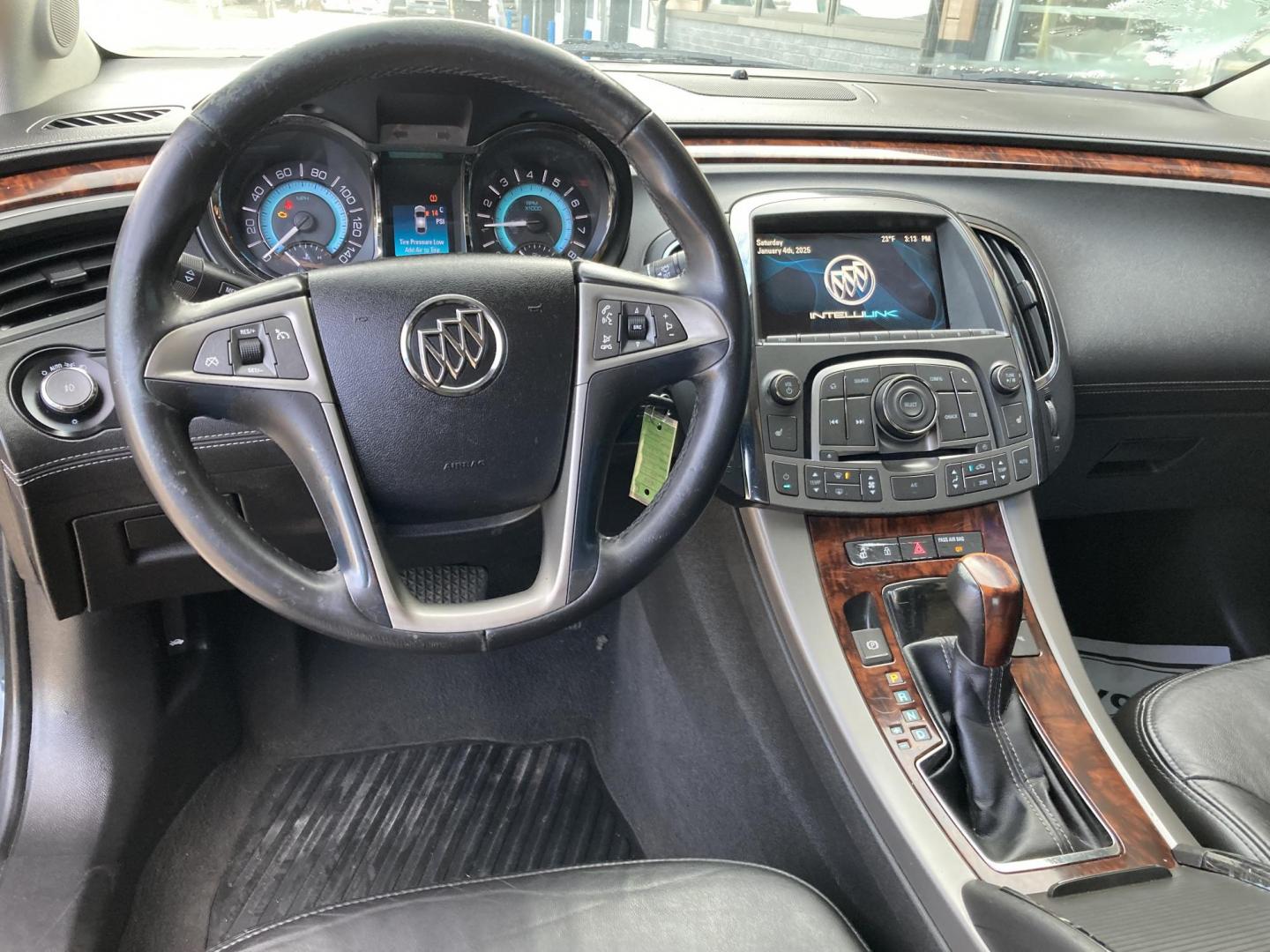 2013 Black Met. Buick LaCrosse Leather Package (1G4GC5G38DF) with an 3.6L V6 DOHC 24V engine, 6-Speed Automatic transmission, located at 1800 South Ihm Blvd, Freeport, IL, 61032, (815) 232-5543, 42.278645, -89.607994 - Photo#5