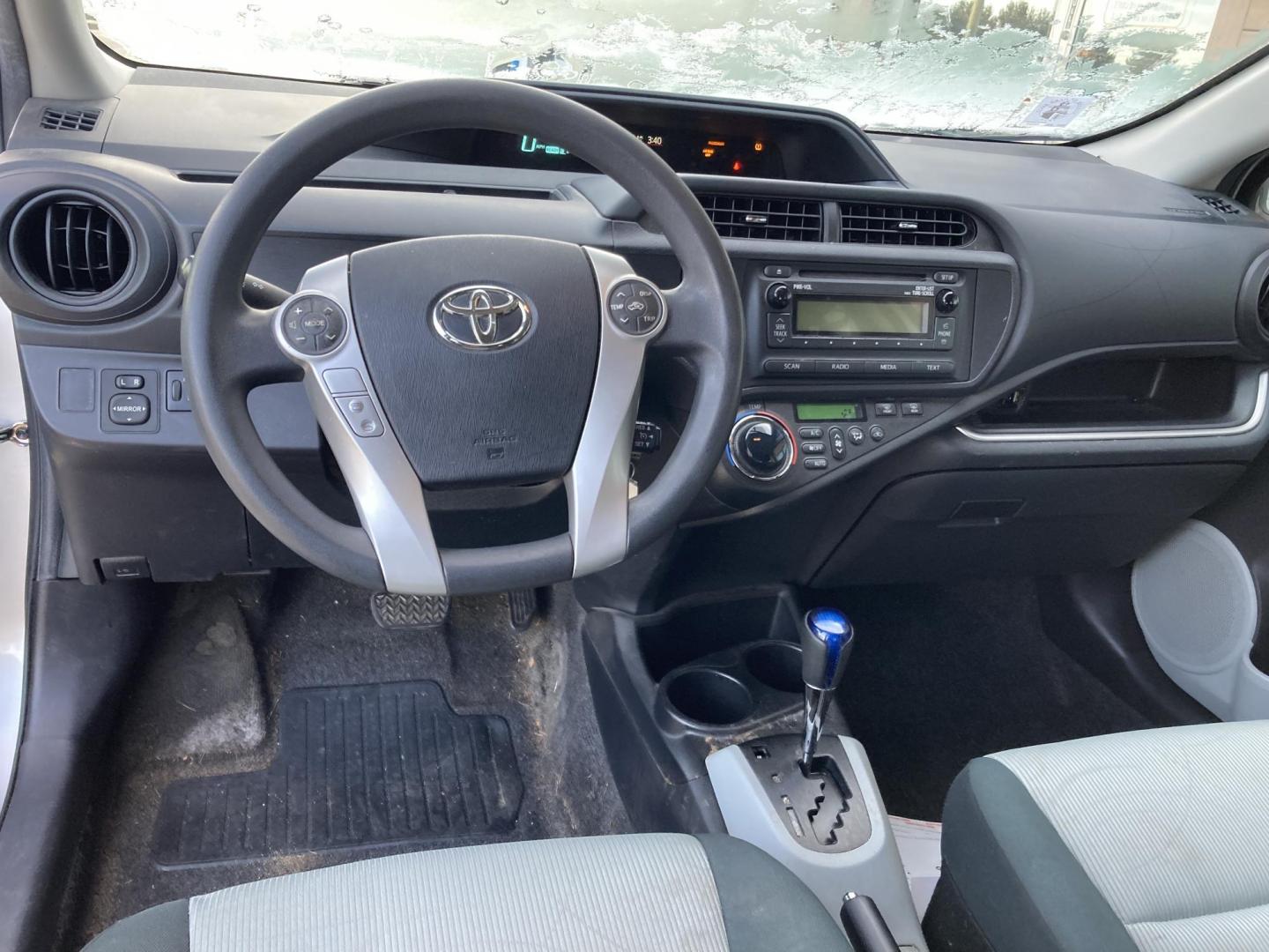 2014 Classic Silver Met Toyota Prius c Four (JTDKDTB34E1) with an 1.5L L4 DOHC 16V HYBRID engine, Continuously Variable Transmission transmission, located at 1800 South Ihm Blvd, Freeport, IL, 61032, (815) 232-5543, 42.278645, -89.607994 - Photo#4