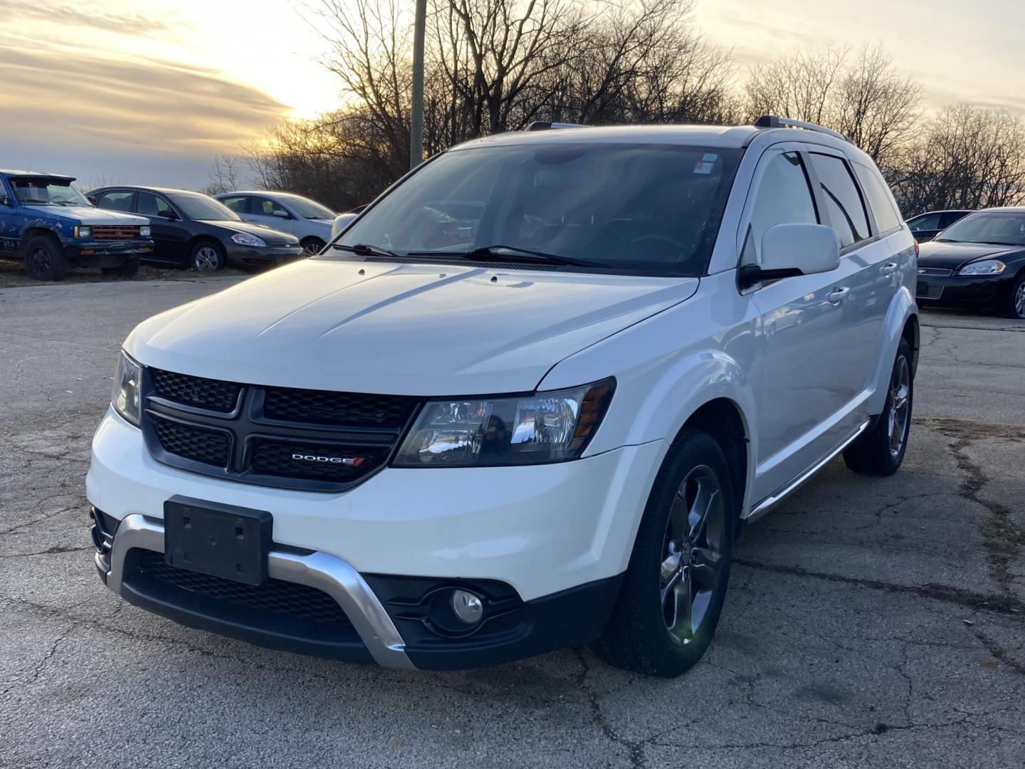 2017 White Noise Met Dodge Journey Crossroad Plus FWD (3C4PDCGG3HT) with an 3.6L V6 DOHC 24V engine, 4A transmission, located at 1800 South Ihm Blvd, Freeport, IL, 61032, (815) 232-5543, 42.278645, -89.607994 - Journey Crossroad 4D SUV FWD - Photo#0